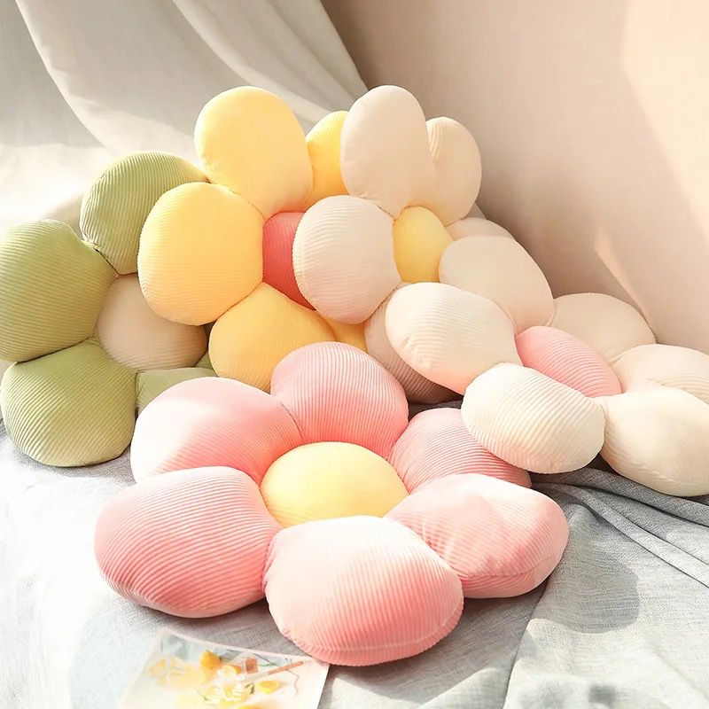 Daisy Flower Plush Pillows
