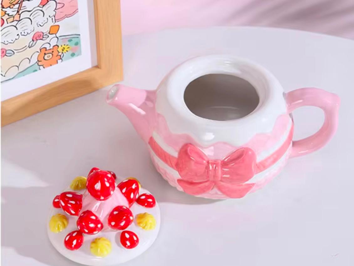 Strawberry Mug &bTeapot Set