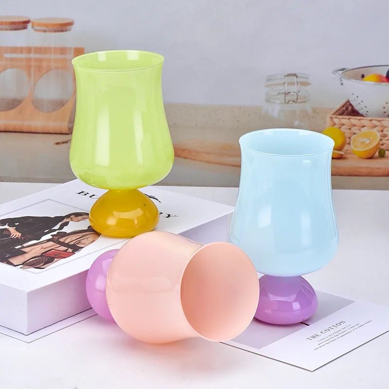 Tulip Shaped Summer Colors Cups